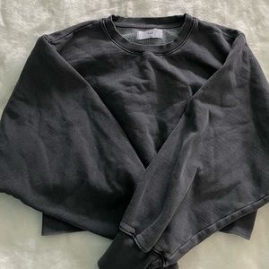 Aritzia TNA fleece cropped balloon sleeve crew neck